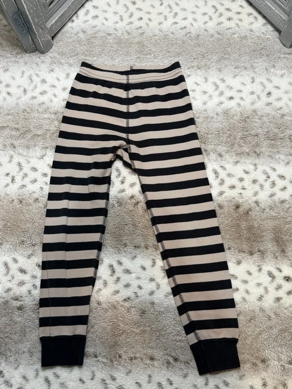 Hanna Andersson pajama set boys size 6 stripes Christmas trees winter loungewear